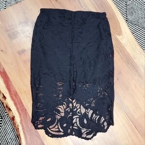 Black Lace High-waisted Hi-Low Scalloped Lace Skirt- Size Small